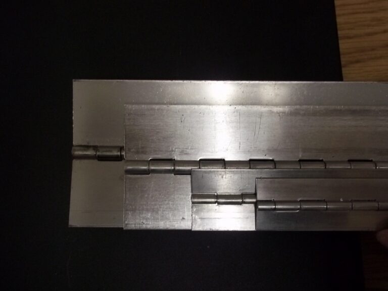 Aluminum Piano Hinge Replacement RV Compartment/Baggage Door Hinge